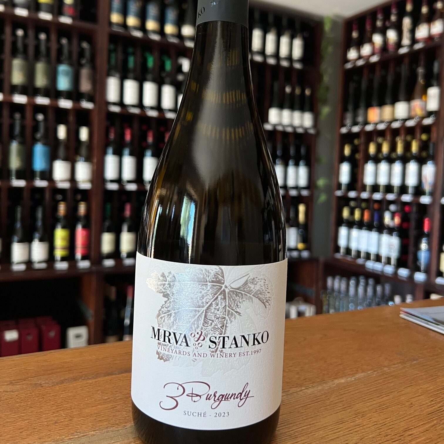 3 Burgundy 2023 suché - Mrva & Stanko